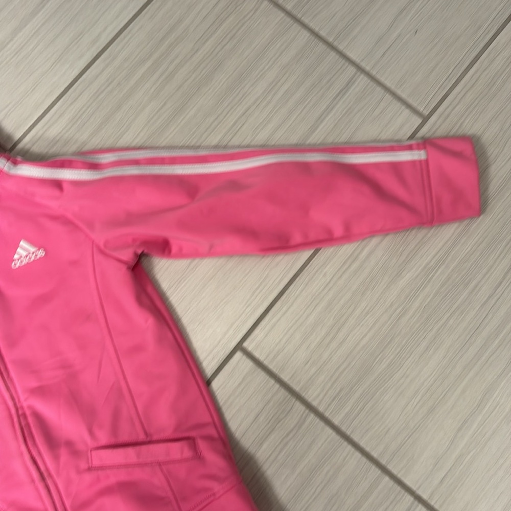 Girls pink Adidas track jacket. Size 6 - Picture 4 of 8